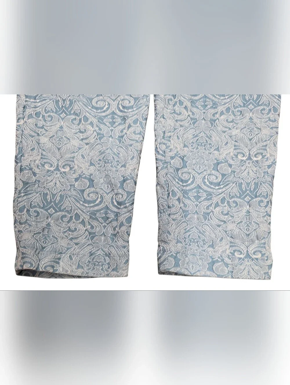 White Lace On Sky Blue  Lace Textured Ankle Cropped Capri Pants 12